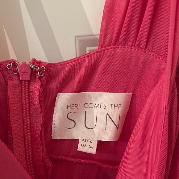 Chic Pink Ruched Gown - Picture 3 of 3